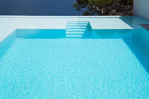 piscine traitée sans phosphate